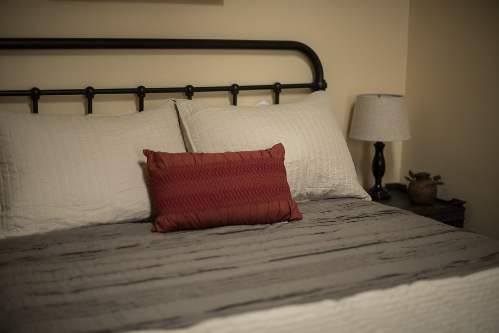 Creekside Inn Oneida エクステリア 写真
